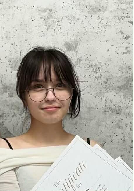 Julka – stylistka paznokci Med&Beauty Clinic