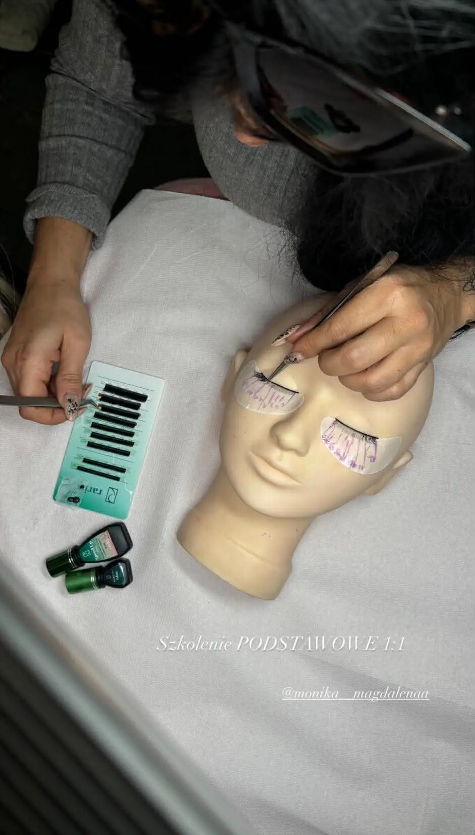 Szkolenie przedłużania rzęs podstawowe 1:1 – Med&Beauty Clinic Dąbrowa Górnicza